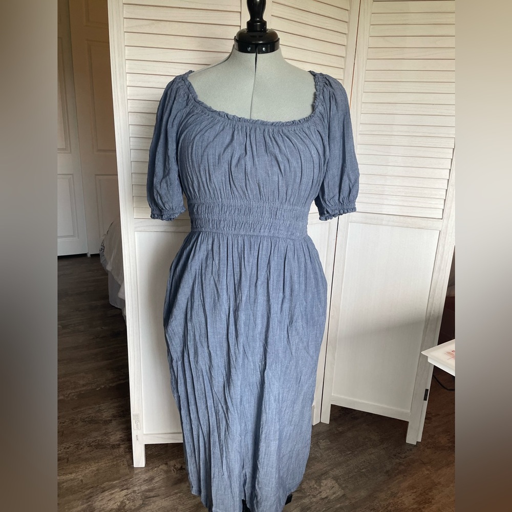 Blue Old Navy MIDI Puff sleeve dress